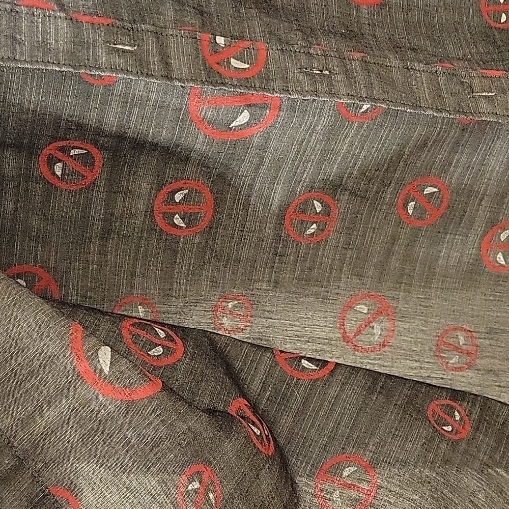 Deadpool button shirt - Picture 4 of 5